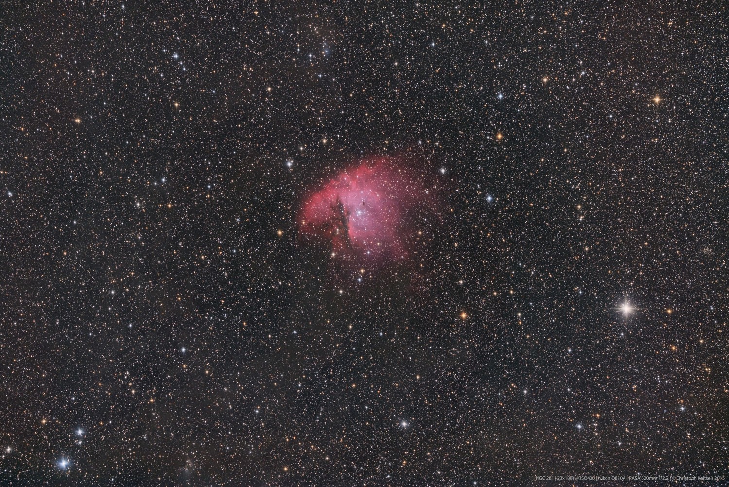 Anwendung.   Der Pacman-Nebel NGC281, fotografiert von Christoph Kaltseis mit dem 11" RASA.  23x180 Sekunden.